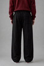 XO  UNISEX SWEATPANTS